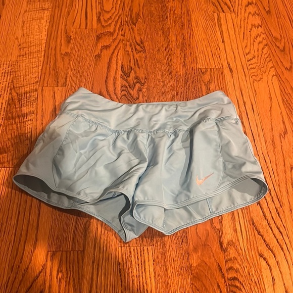 Dri Fit Woman’s Blue Athletic Shorts Size S - Picture 1 of 4